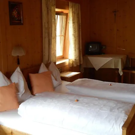 Raiffeisen Guest house 3*