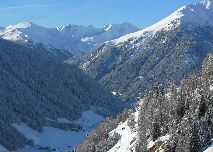 Gasthaus Raiffeisen Гостевой дом 3*